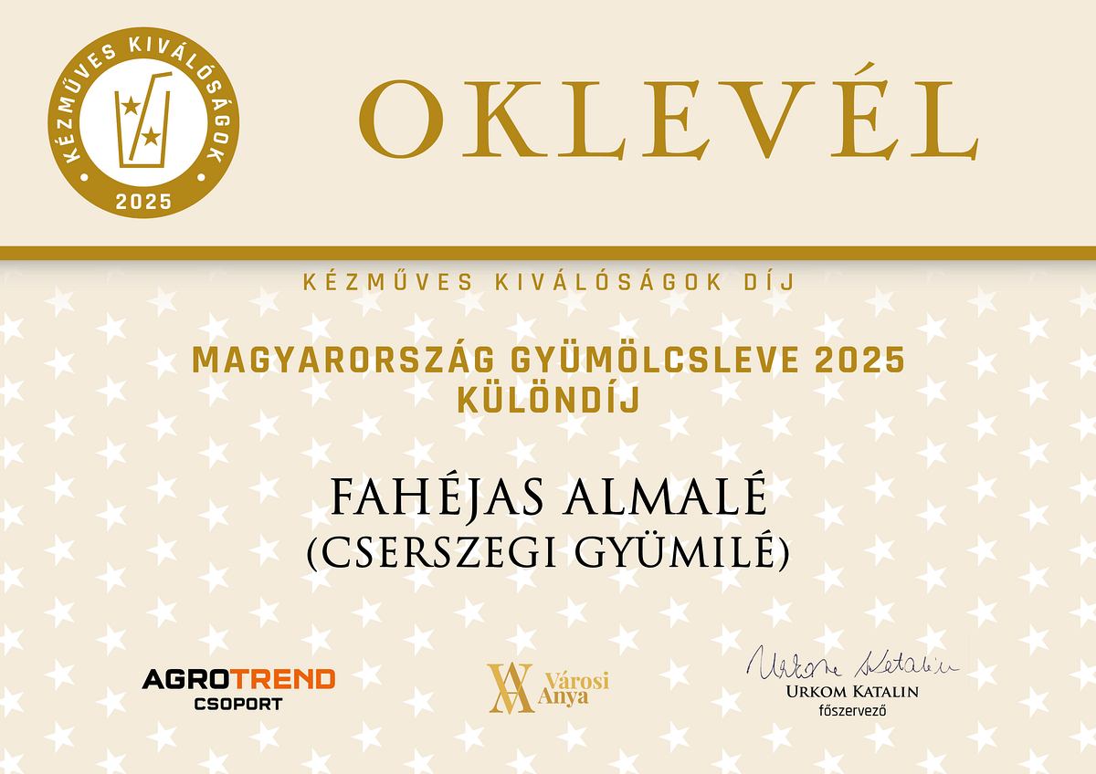 Fahéjas almalé